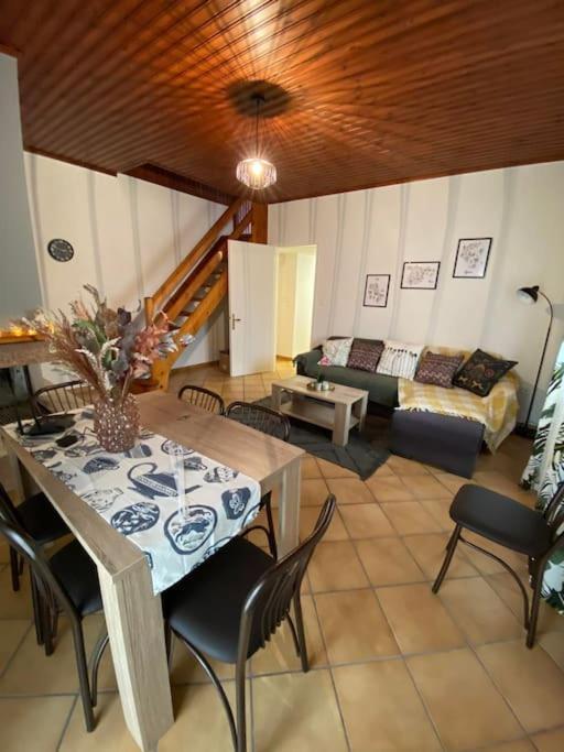 Laki'S House Οροφοδιαμέρισμα Με Σοφίτα Thermo 外观 照片
